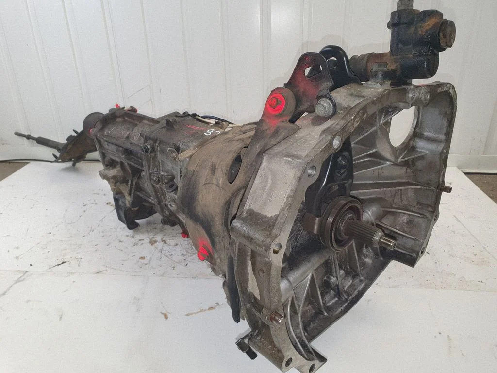 Mehaaniline 5-käiguline käigukast TY758V1AAB