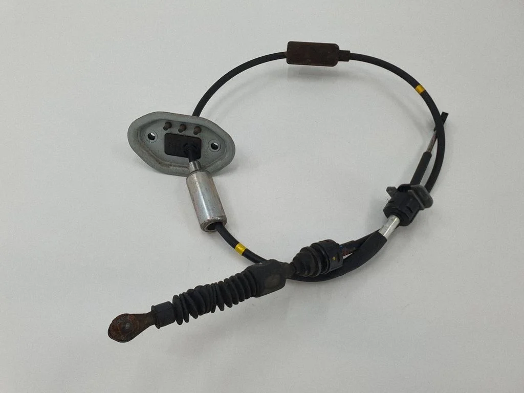 Gear shift cable linkage