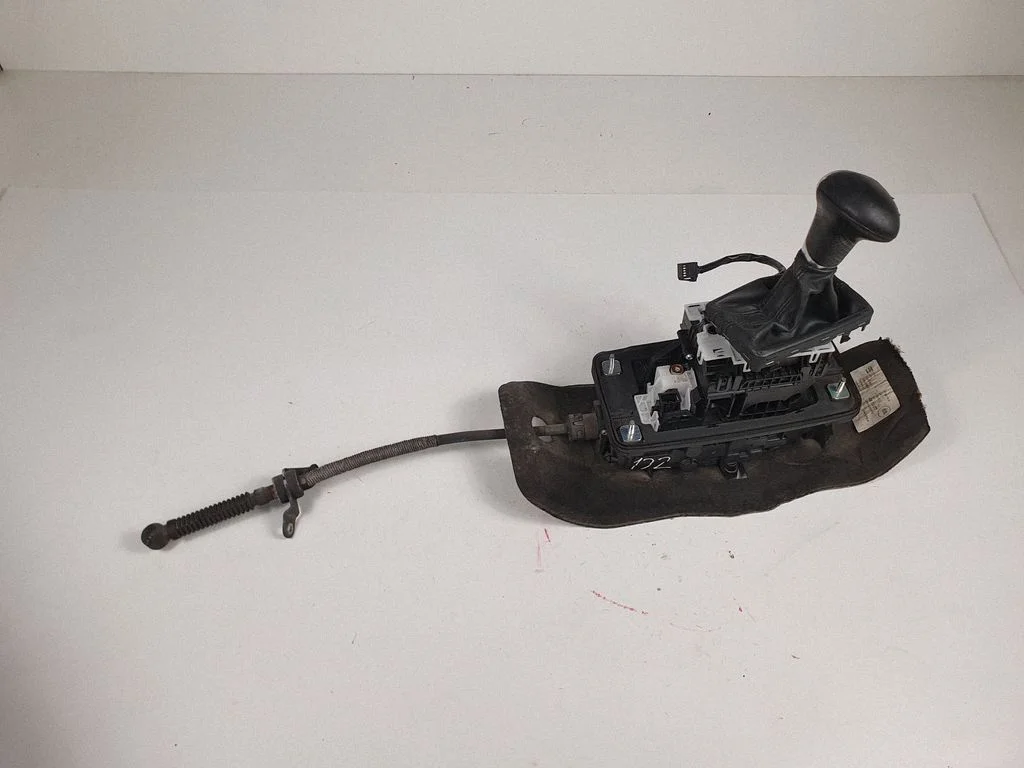 Gear selector mechanism 4G2713041J