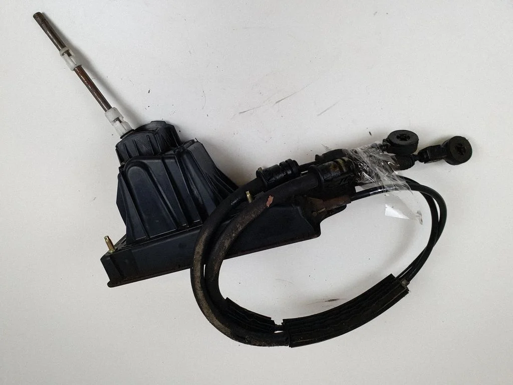 Mechanizm zmiany biegów (kulisa) 8200172835
