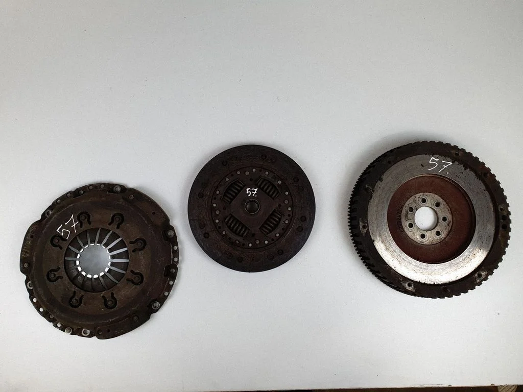 Clutch set kit – Opel Vivaro (2001-2014)