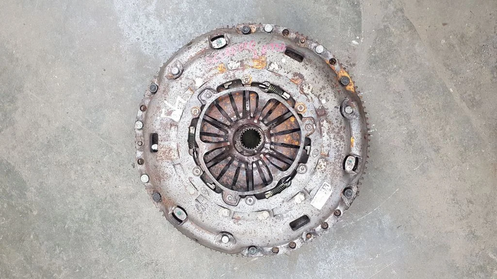 Clutch set kit 06F105266AG
