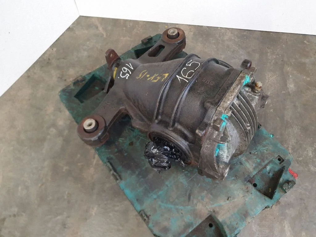Rear differential – Lexus IS III XE30 (2013-2020)