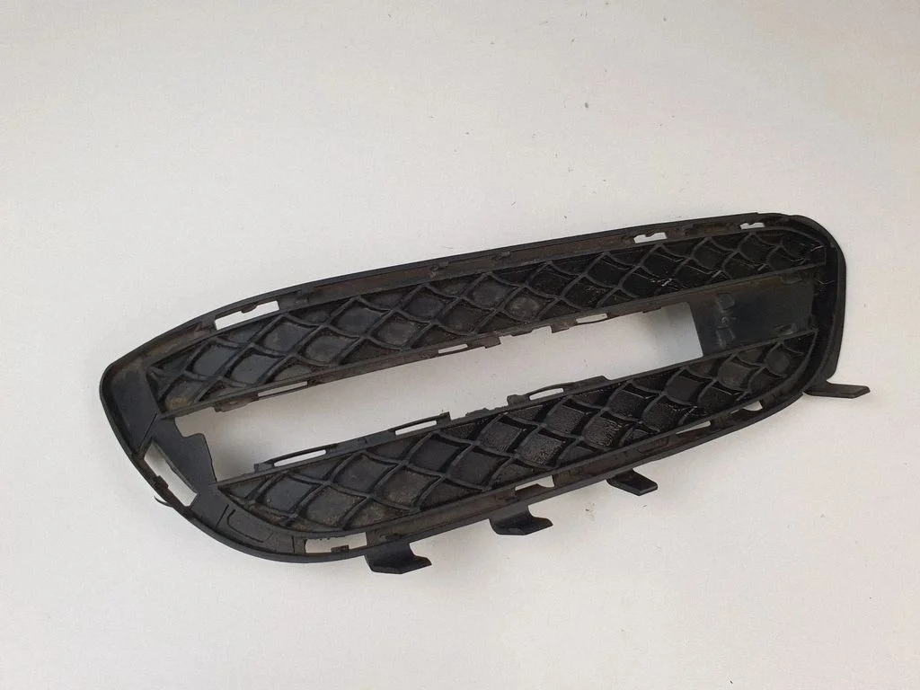 Front bumper lower grill A2128851723