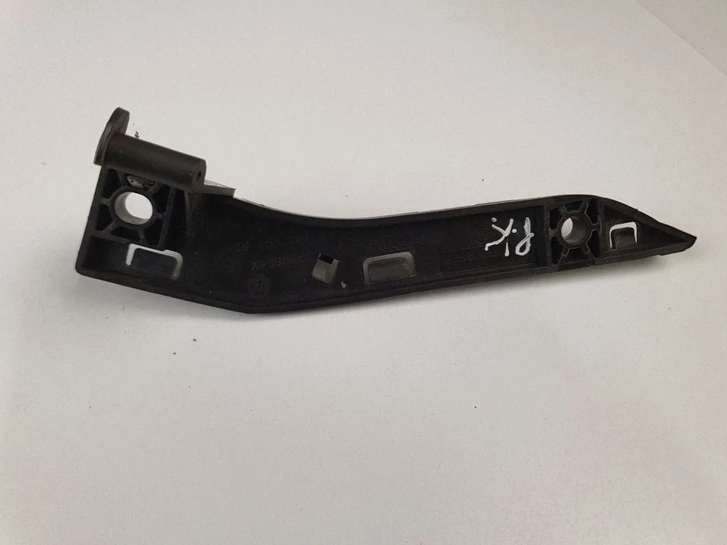 Front bumper mounting bracket 9678059180