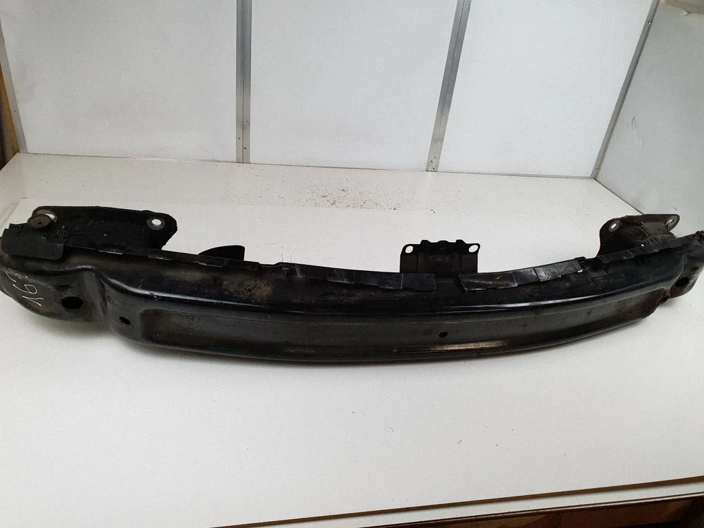 Front bumper cross member – Renault Laguna II (2001-2007)