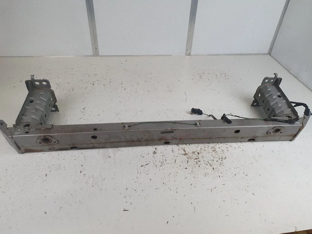 Front bumper cross member – Toyota Avensis T270 (2015-2018)