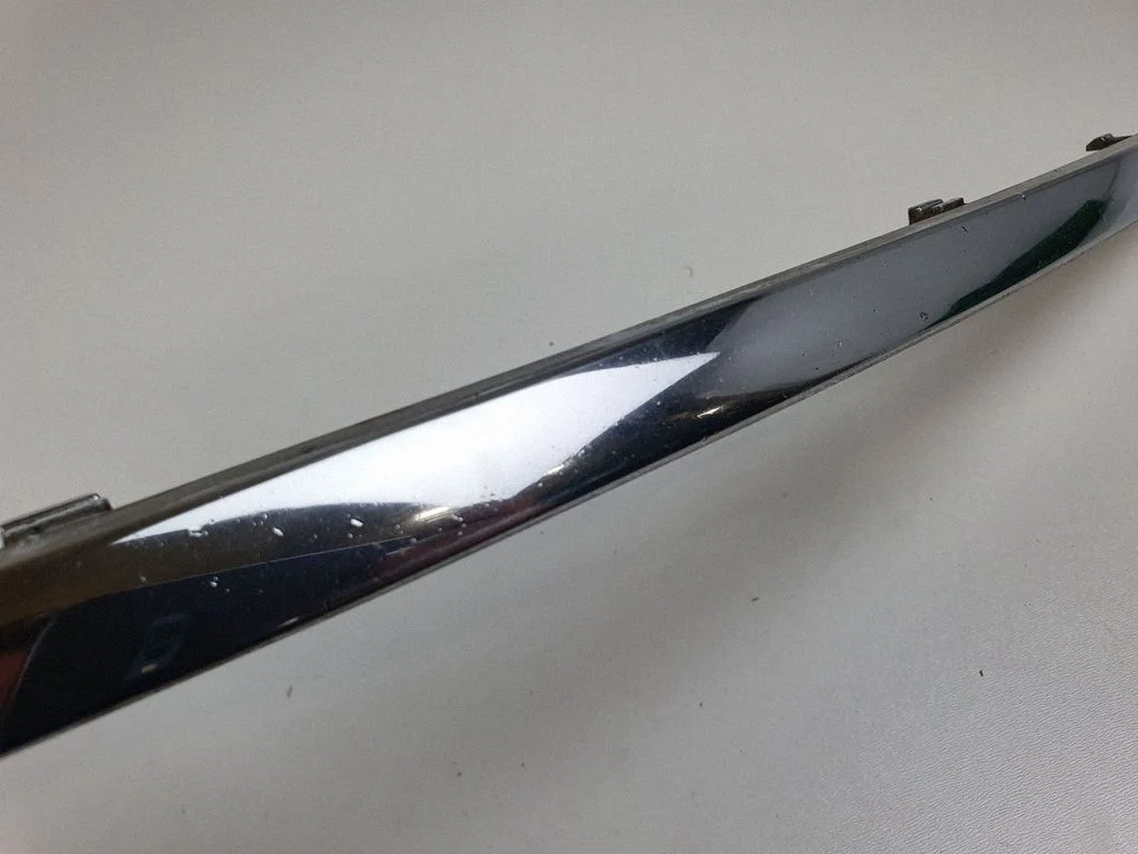 Front bumper splitter molding 4E0807244AA – Audi A8 S8 D3 4E (2002-2009)