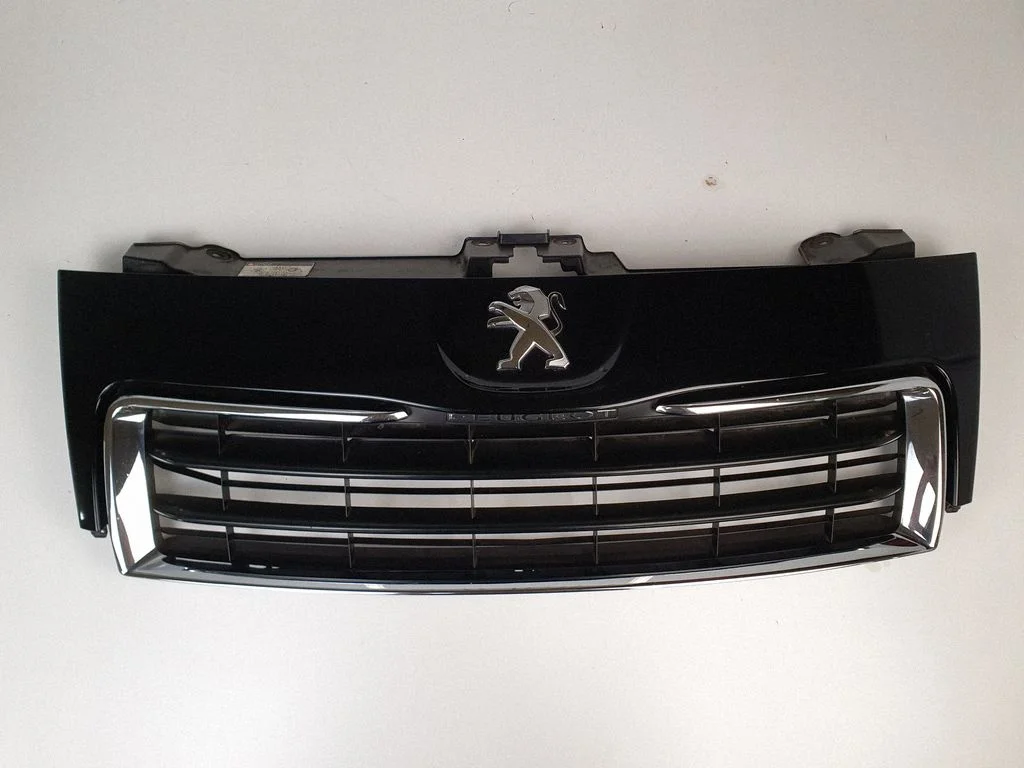 Front bumper upper radiator grill 1440171980