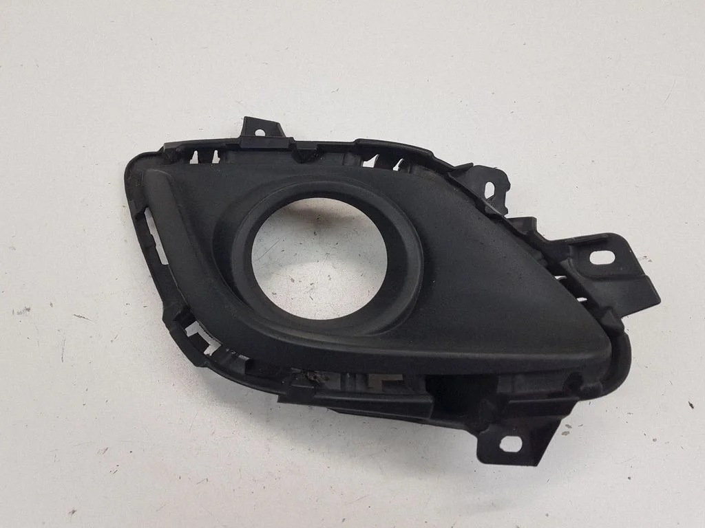 Front fog light trim/grill GHR450C21