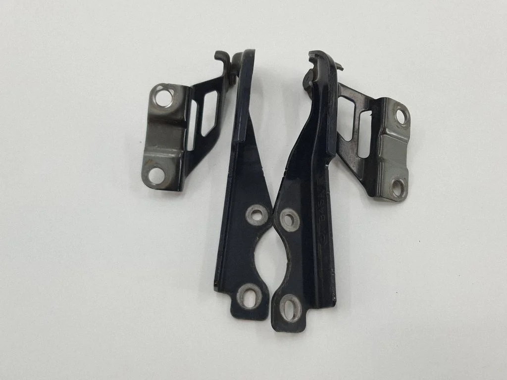 Mootorikapoti hinged – Mazda 3 III (2014-2018)