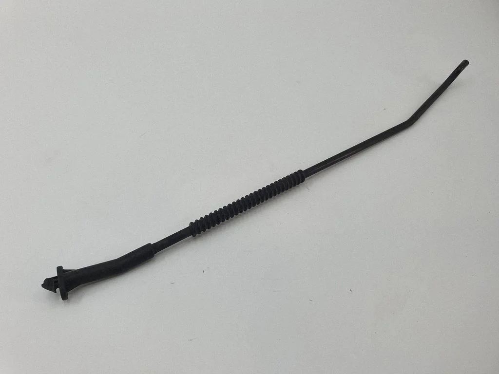 Engine bonnet/hood prop rod/strut