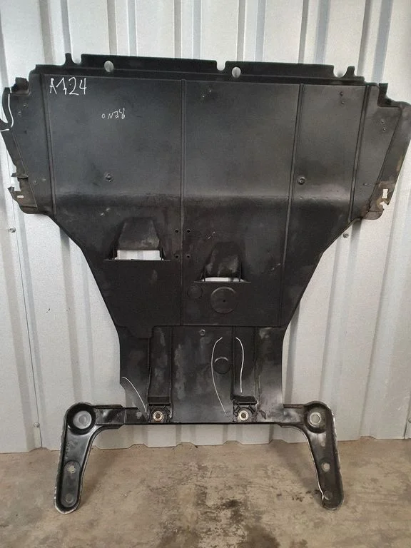 Engine splash shield/under tray 758900007R