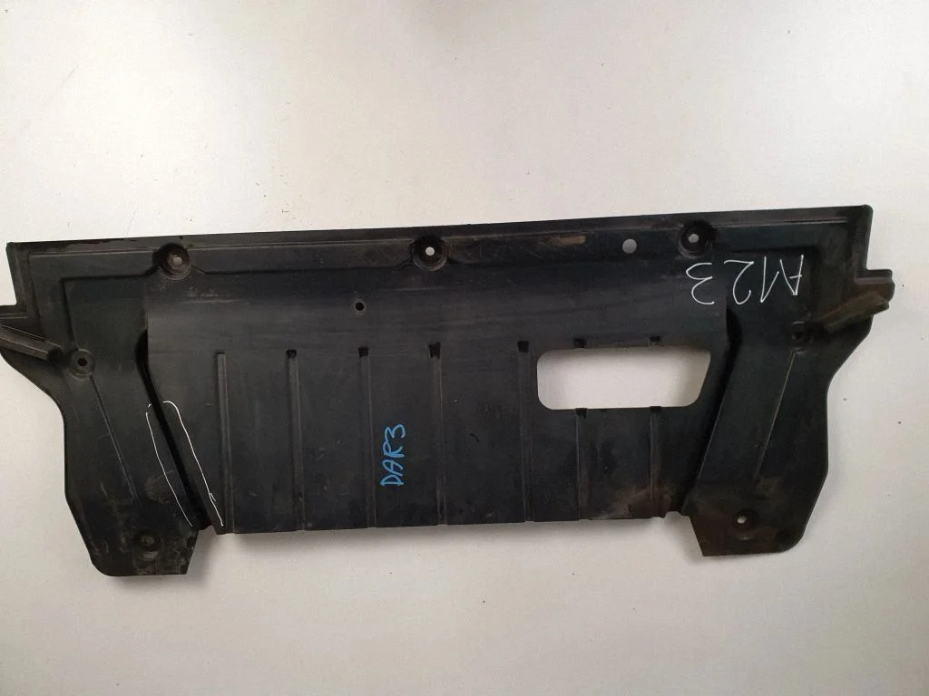 Engine splash shield/under tray 75831JD000