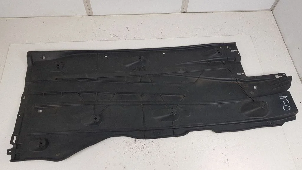 Center/middle under tray cover 5Q08255201L – Volkswagen e-Golf (2014-)