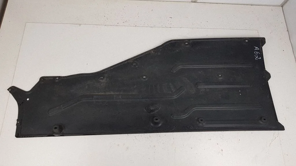 Osłona podwozia środkowa 7020533 – BMW Seria 7 E65 E66 (2001-2008)