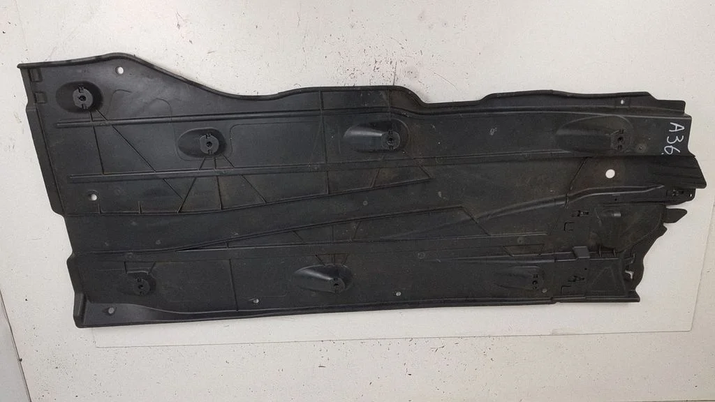 Center/middle under tray cover 5Q0825202L – Volkswagen e-Golf (2014-)