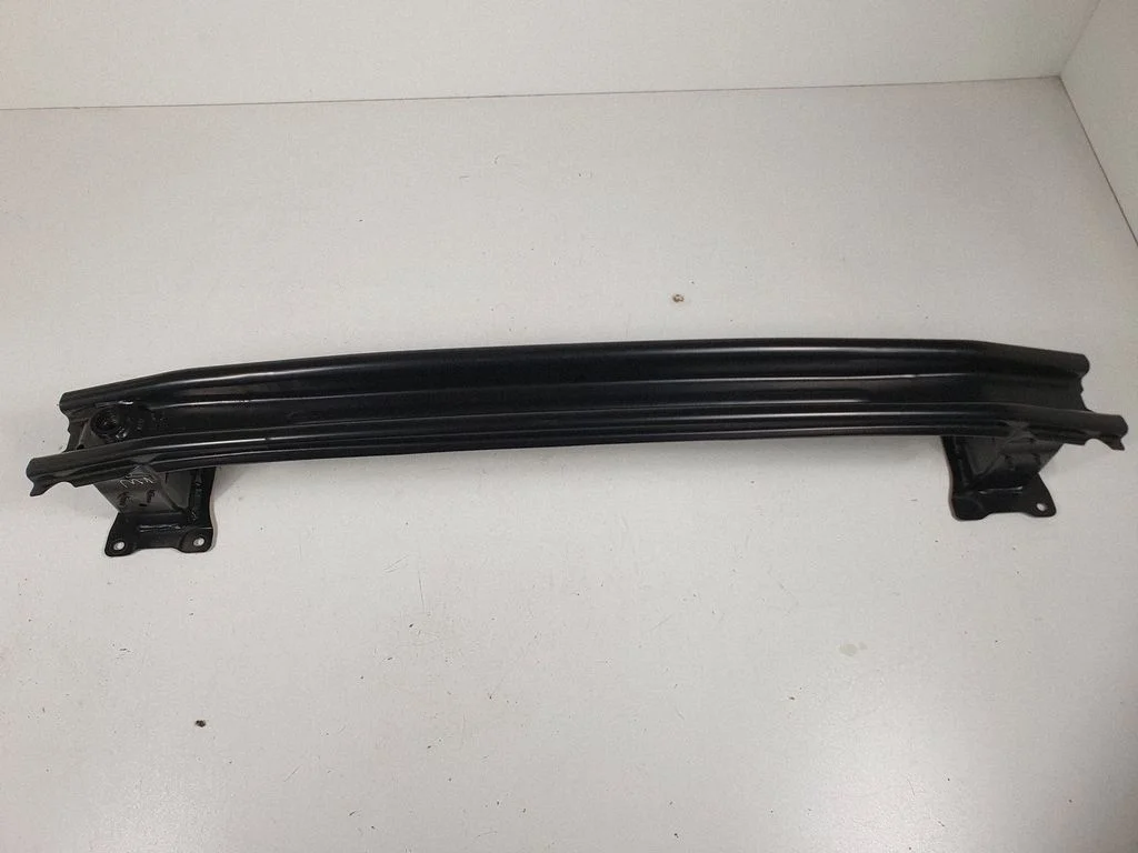 Rear bumper cross member 2GA807305