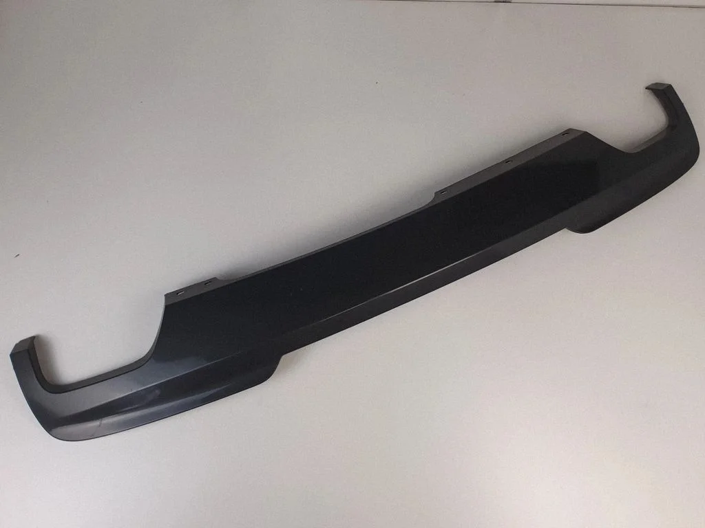 Dolna część zderzaka tylnego – BMW Seria 5 F10 F11 (2009-2016)