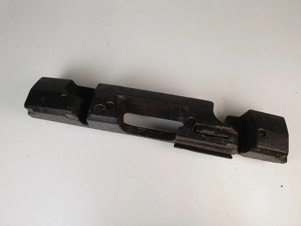 Tagumise kaitseraua vahtpolüstürool – Nissan Qashqai+2 (2008-2010)