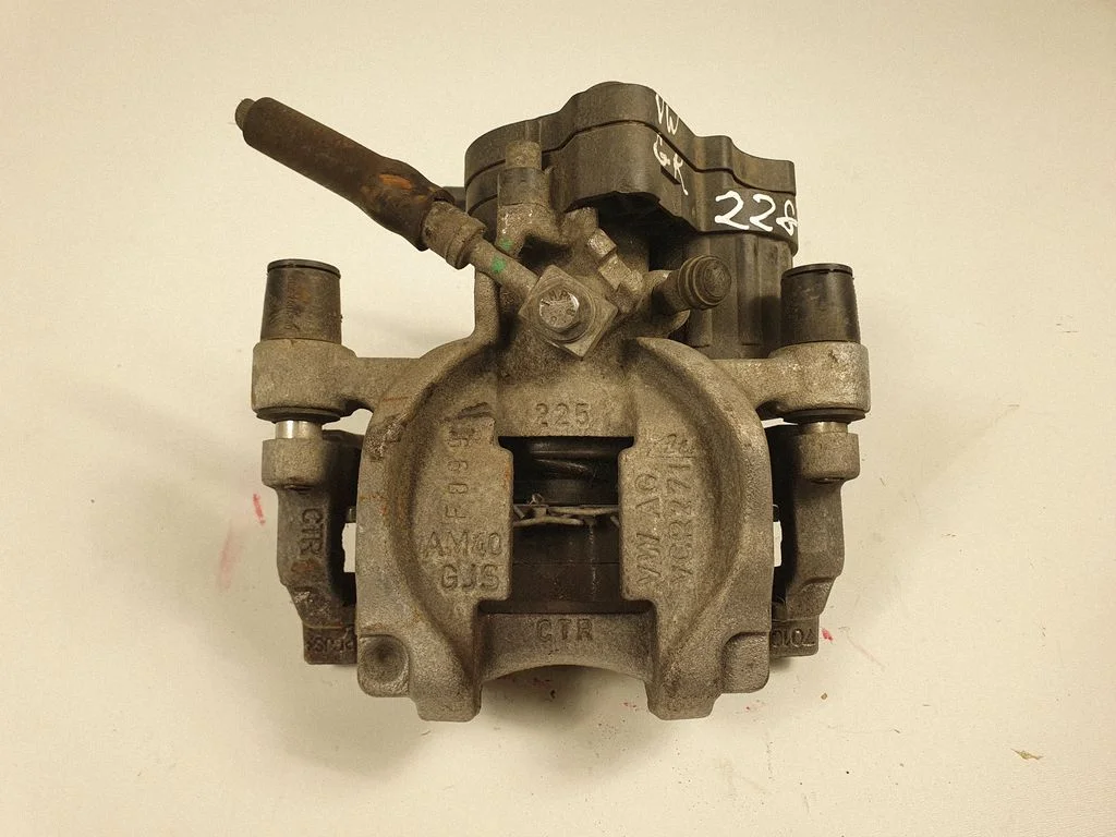 Rear brake caliper – rear left