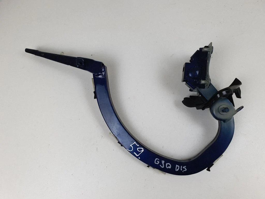 Tailgate/trunk/boot hinge – BMW 5 Series G30 G31 G38 (2016-)