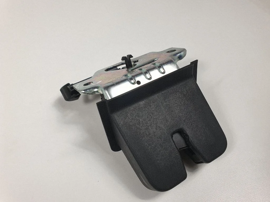Tailgate/trunk/boot lock/catch/latch 2GA827505A