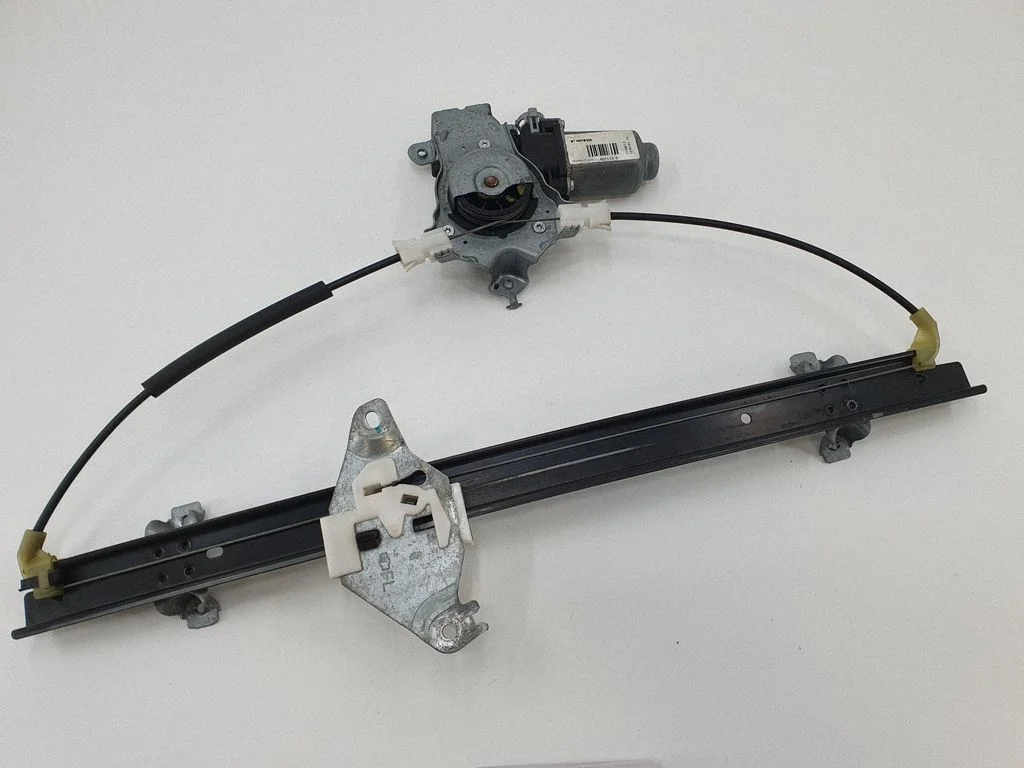 Front door window regulator with motor – front left