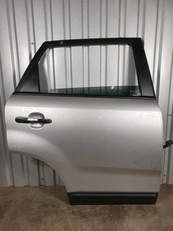 Rear door – rear right