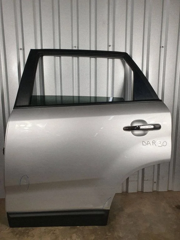 Rear door – rear left
