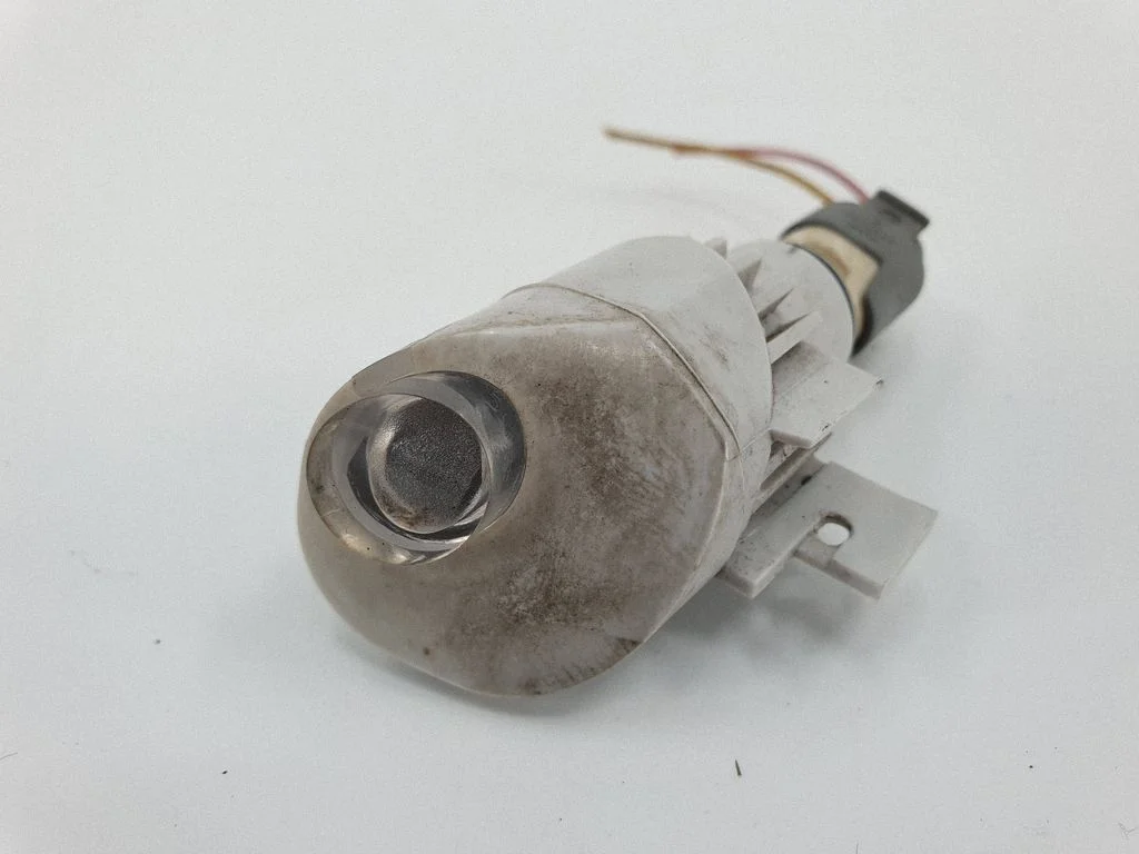Front door wing mirror part – right