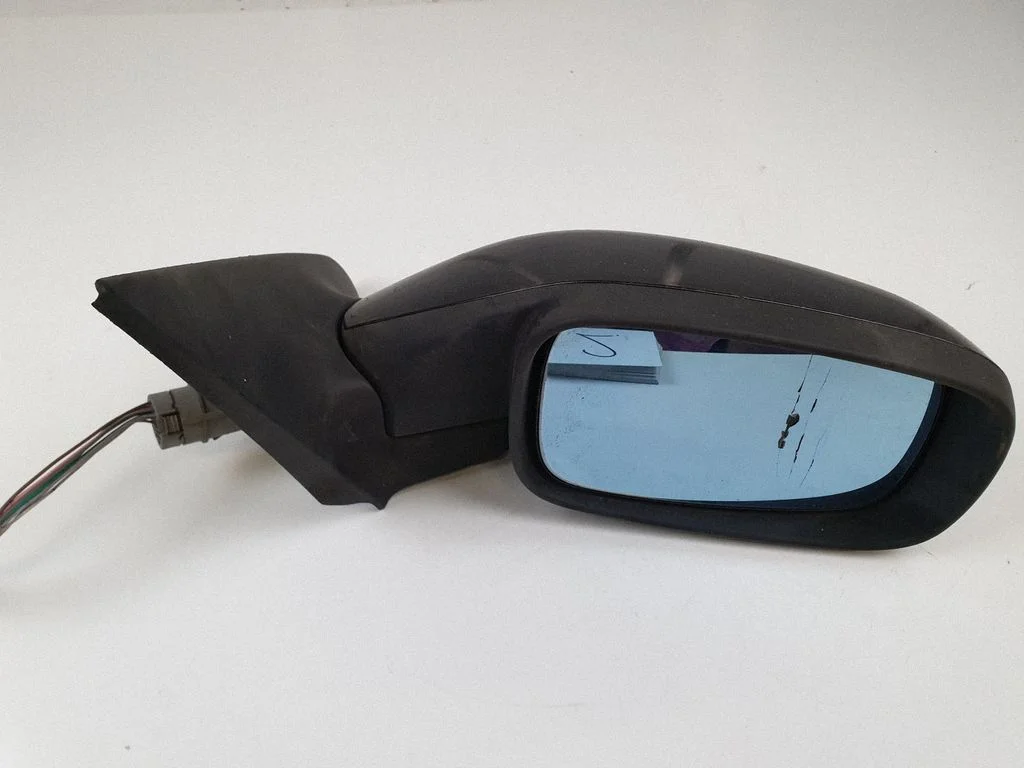 Front door electric wing mirror – right
