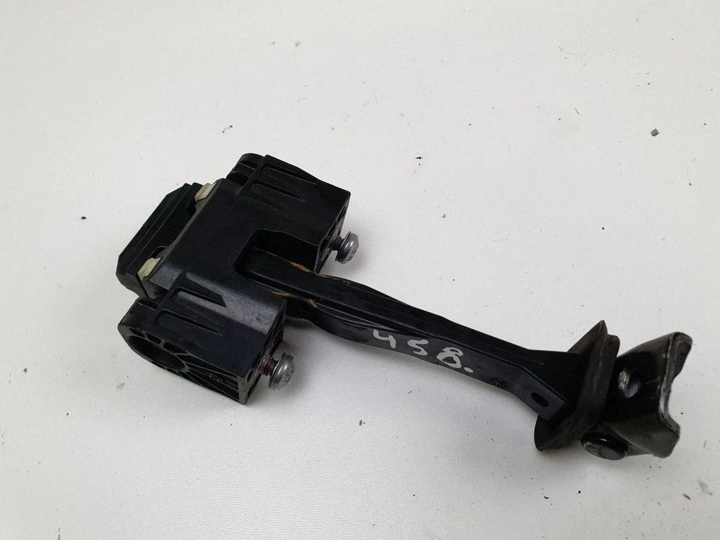 Tagaukse avamispiiraja 7290593 – BMW X5 F15 (2013-2017)