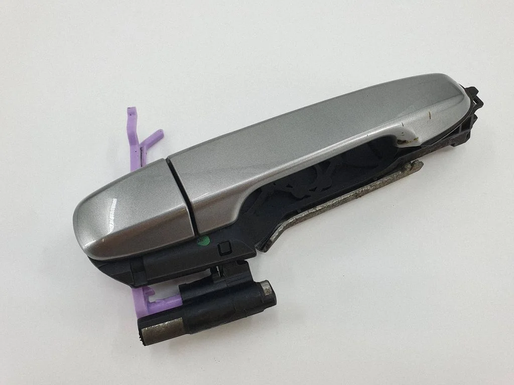 Rear door exterior handle – rear left