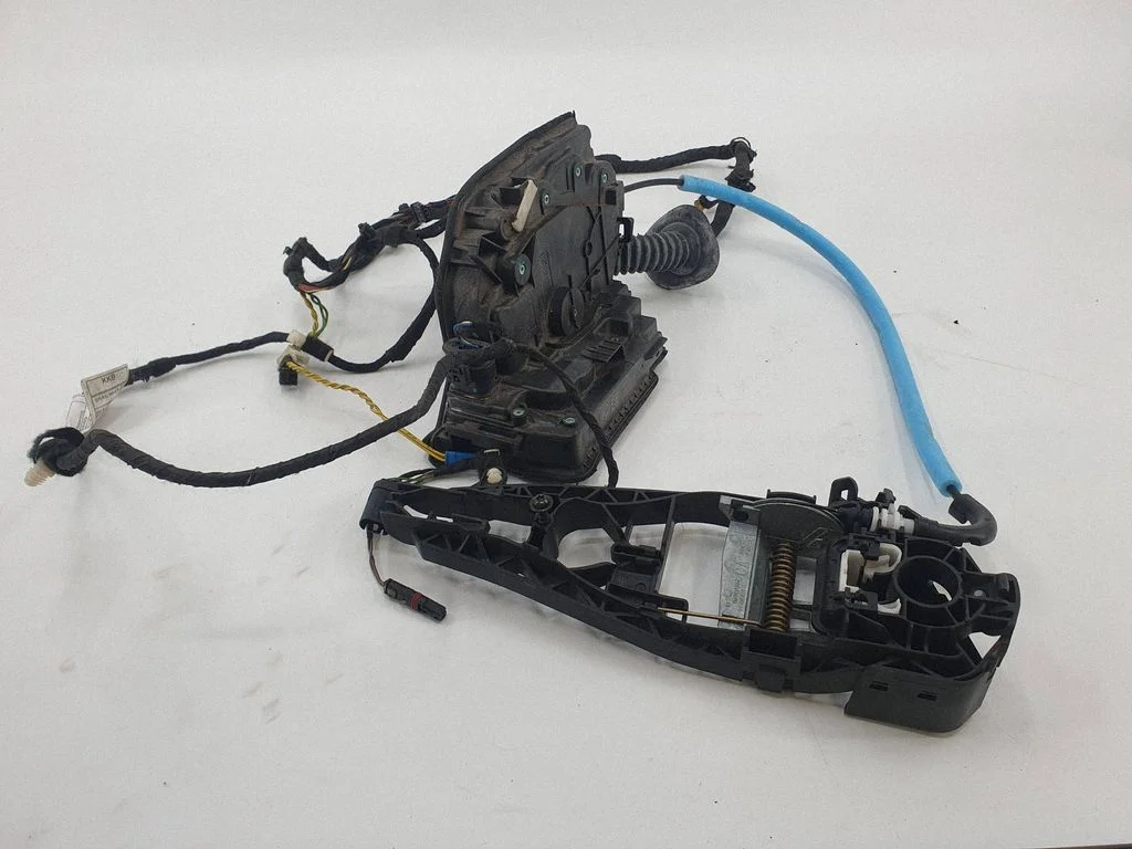 Rear door lock 7362788