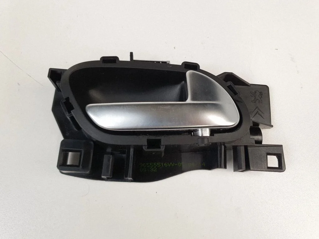 Rear door interior handle – Peugeot 2008 I (2013-2019)