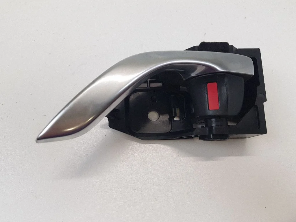 Rear door interior handle T8315LH