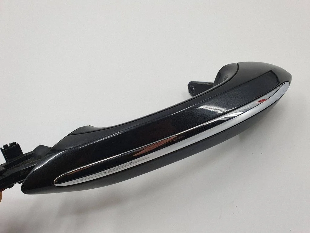 Rear door exterior handle – rear left