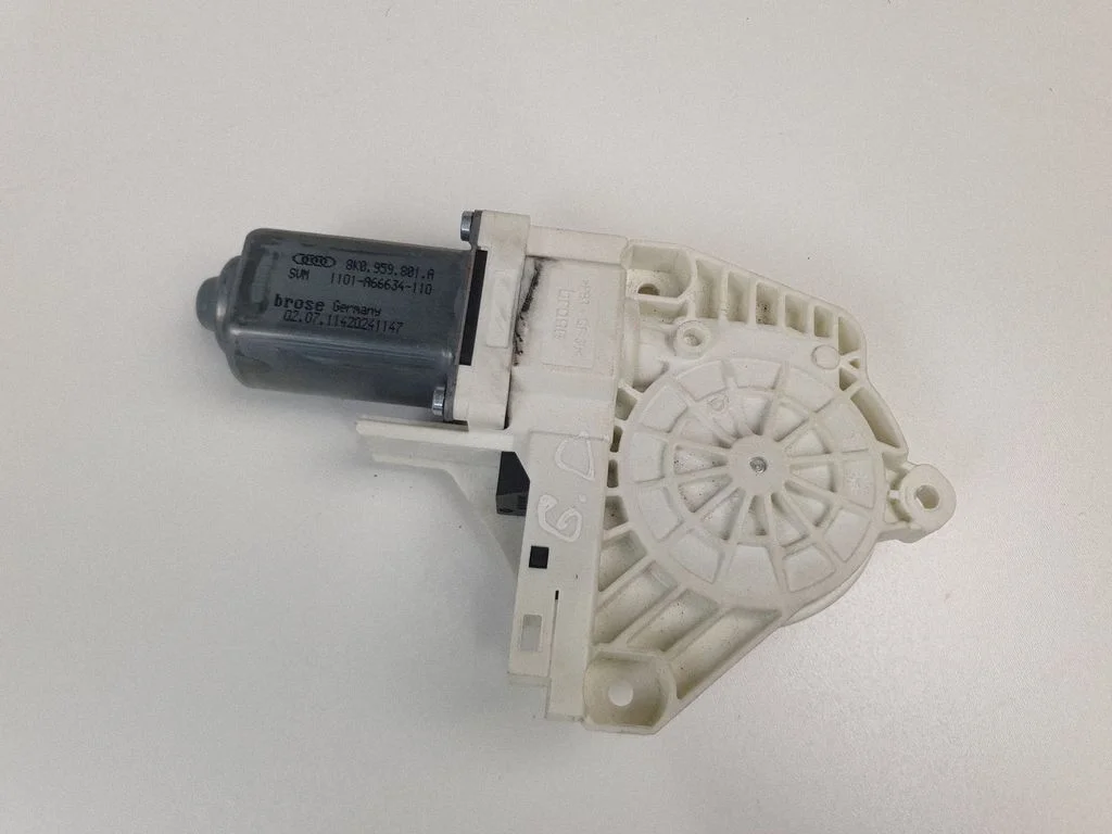 Rear door window regulator motor 8K0959801A