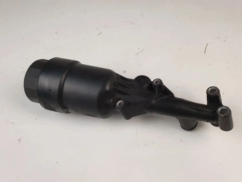 Oil filter mounting bracket 70321178
