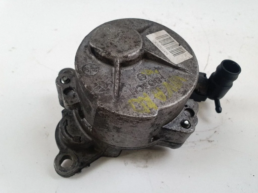 Vacuum pump 8200520476
