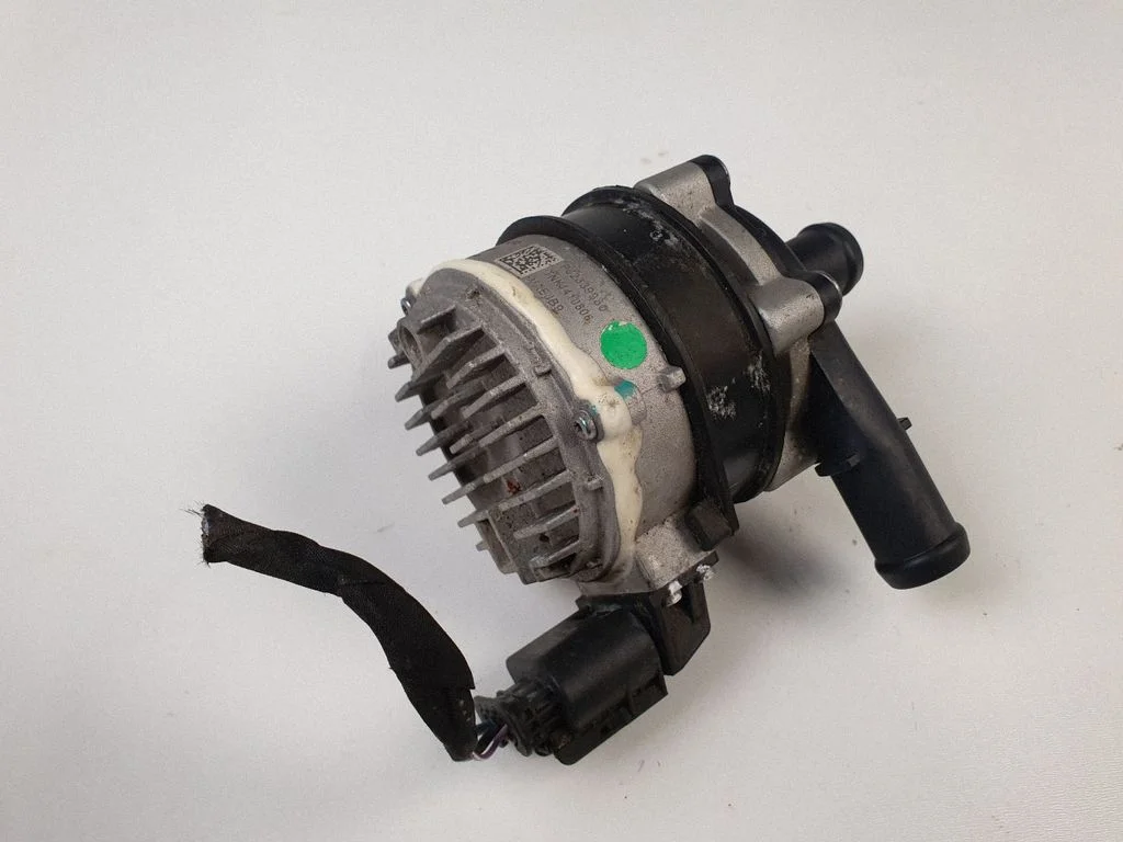Electric auxiliary coolant/water pump P32339380