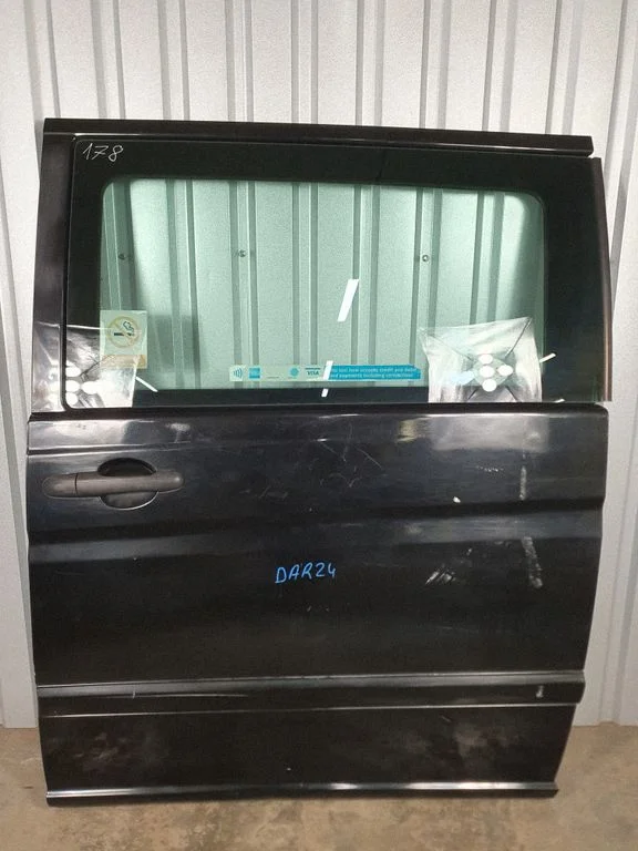 Side sliding door – left