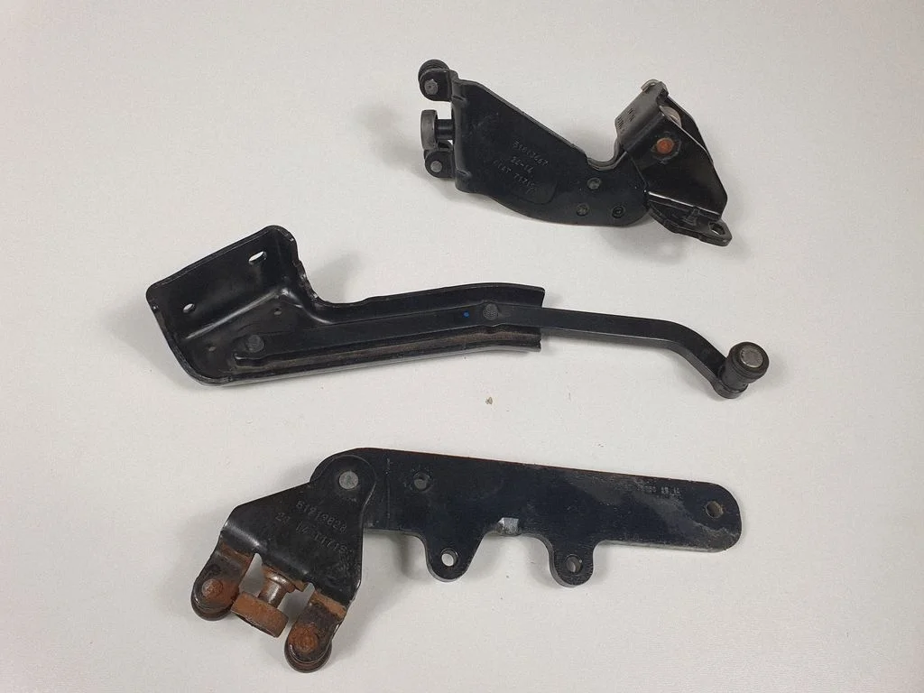Roller guide/hinge set – Opel Combo D (2011-2017)