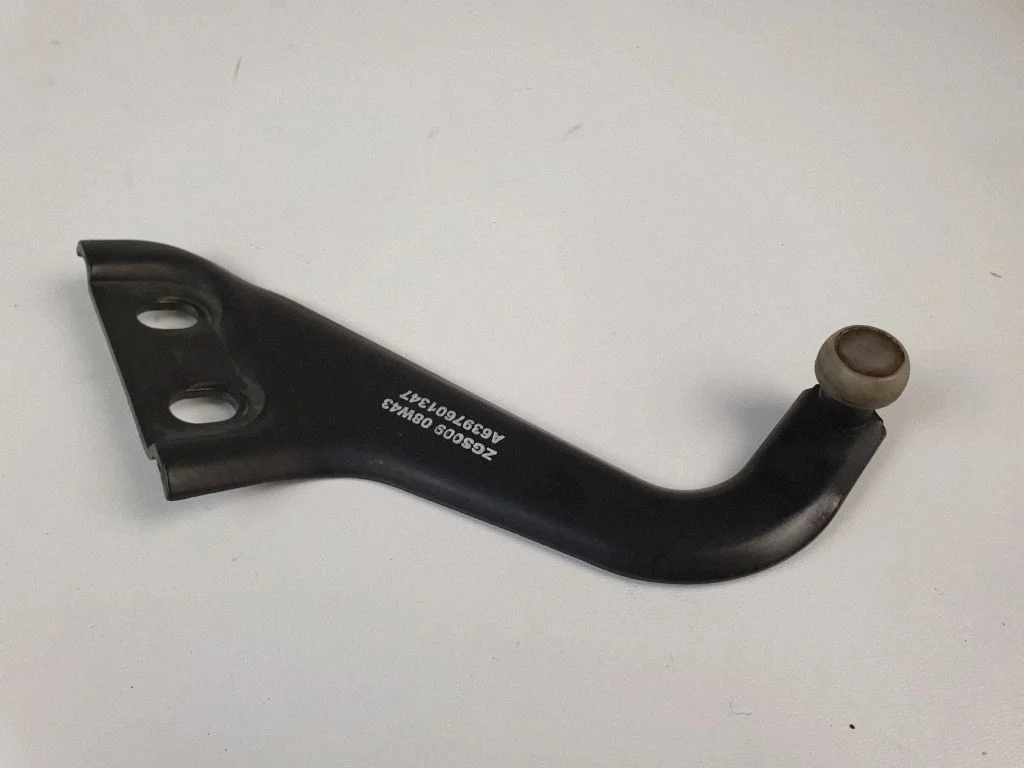 Sliding door upper roller guide/hinge A6397601347