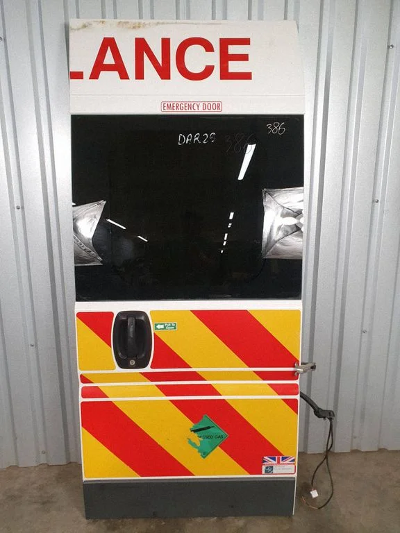Back/rear loading door – rear right