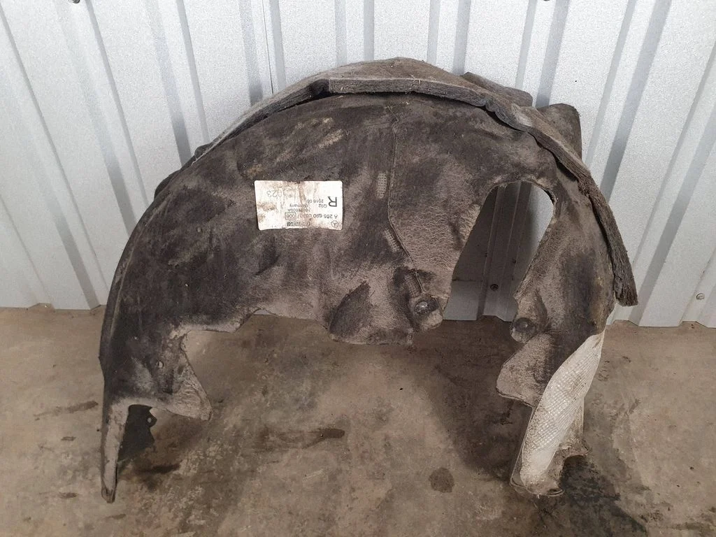 Rear arch fender liner splash guards A2056900830
