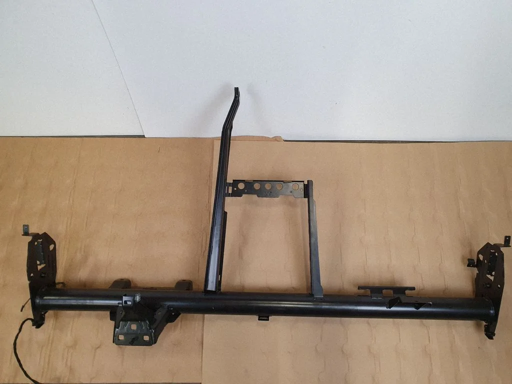 Armatuurlaua ristraam – Mercedes-Benz B-klass W245 (2005-2011)