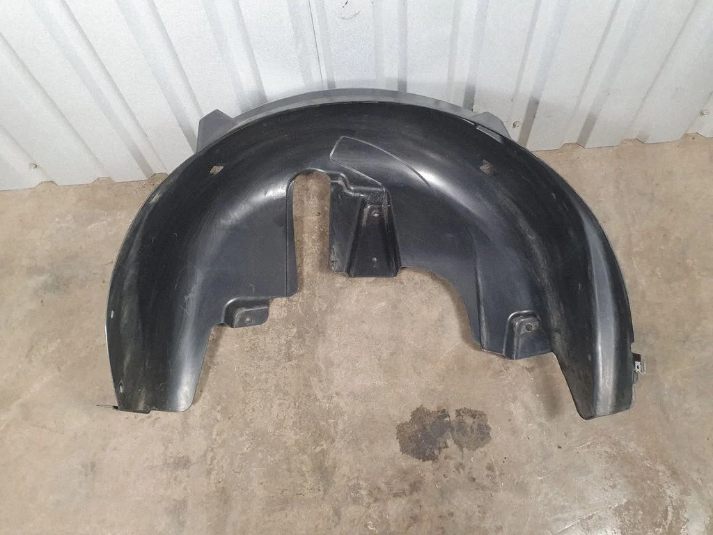 Rear arch fender liner splash guards 2GA810972B