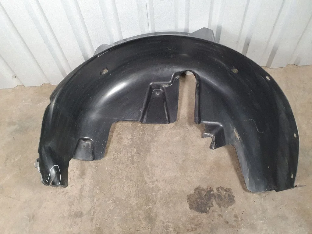 Rear arch fender liner splash guards 2GA810971B